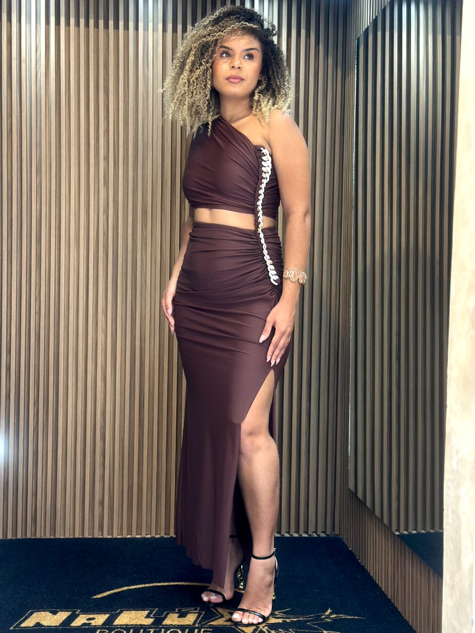 Vestido Longo Ombro Ùnico Lança Perfume LP