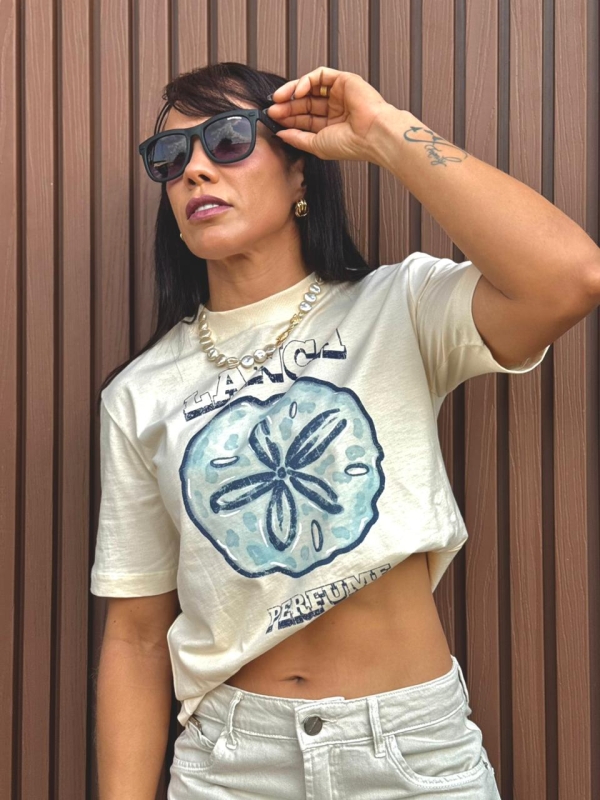 T-Shirt Manga Curta Com Name Lança Perfume LP