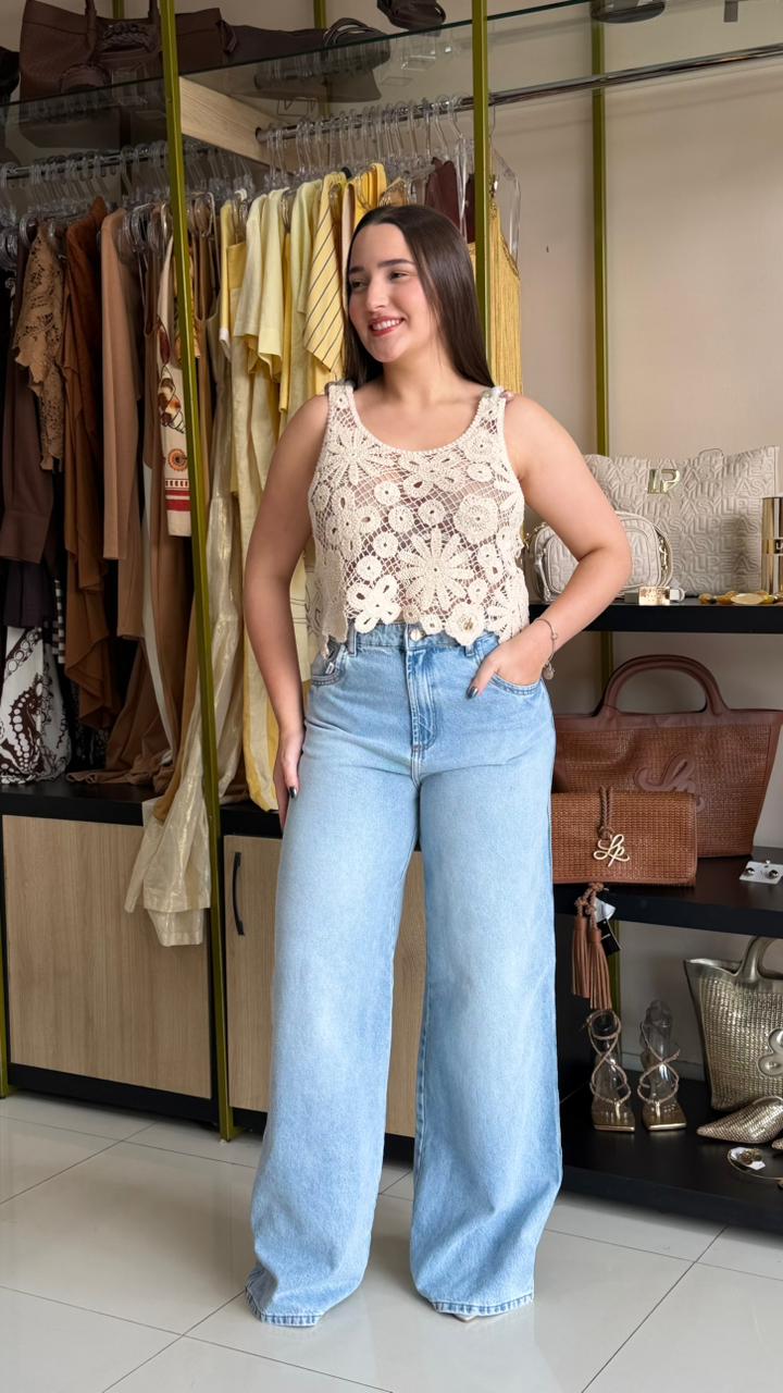 B.FLY CROPPED RENDADO